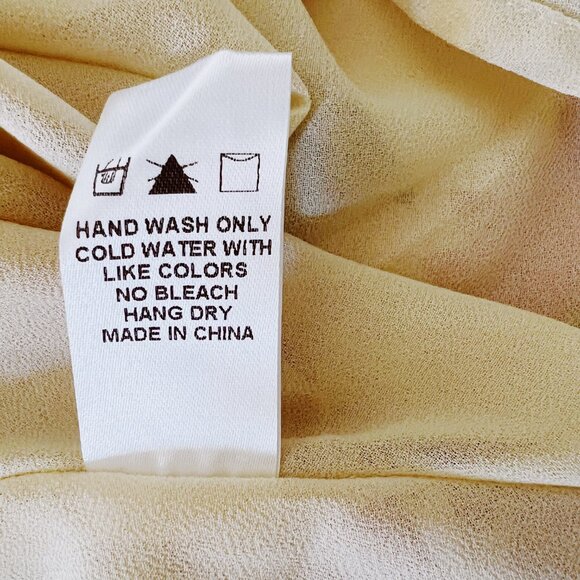 Romantic Garden Pleated Asymmetric Midi Dress with Cutout - Picture 11 of 12